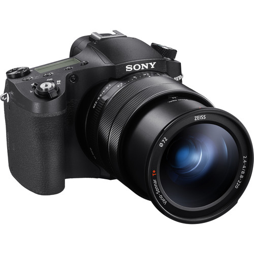 Sony-Cyber-shot-DSC-RX10-IV-5